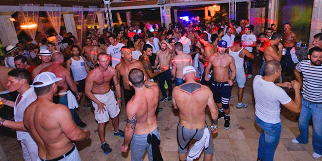 Gay Bars In Puerto Vallarta 71